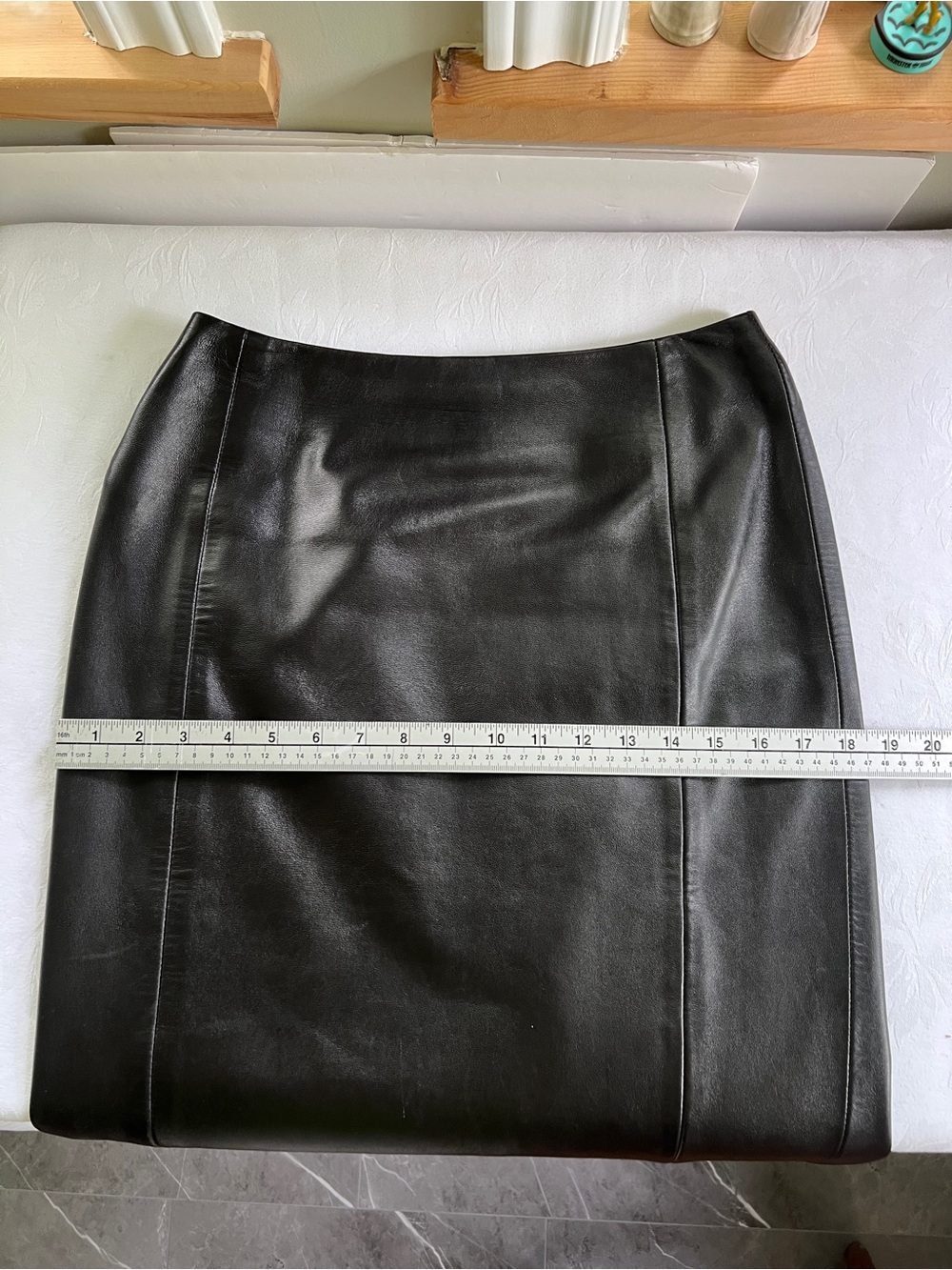 Holt Renfrew Black Leather Pencil Skirt 28” waist - Picture 5 of 11